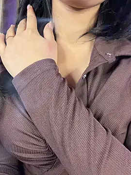 KARISHMA-STRIP online show from 04/16/26, 04:41