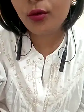 Snapshot of Queen_Kushi4 chatting on 05/03/26, 10:05 Queen Kushi4 online show from 05/03/26, 10:05