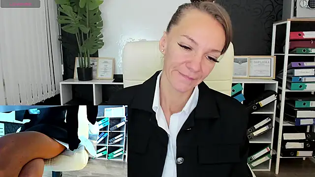 Jesica mooon online show from 09/19/25, 01:29