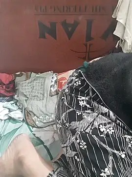 Snapshot of Sony-rani chatting on 01/14/26, 03:06 Sony-rani online show from 01/14/26, 03:06