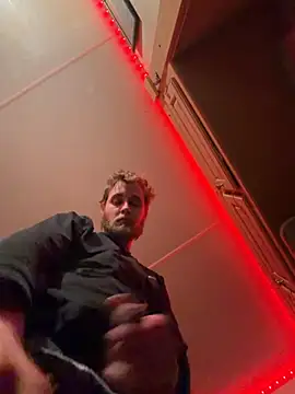 Snapshot of high3ndlowlife chatting on 11/30/25, 10:36 high3ndlowlife online show from 11/30/25, 10:36