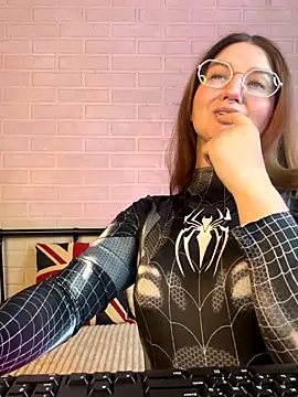 Snapshot of Ruby_Al1en chatting on 11/06/25, 02:01 Ruby Al1en online show from 11/06/25, 02:01