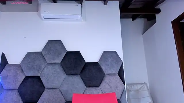 BellaNixs online show from 03/31/26, 11:43