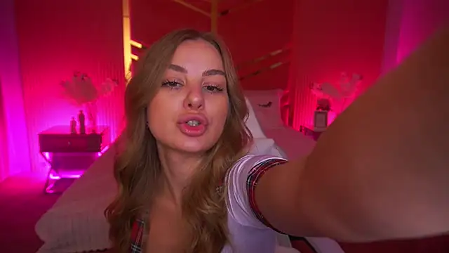 AngyyEyess online show from 11/01/25, 12:12