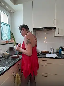 Snapshot of Nadja_Noir chatting on 11/28/25, 12:52 Nadja Noir online show from 11/28/25, 12:52