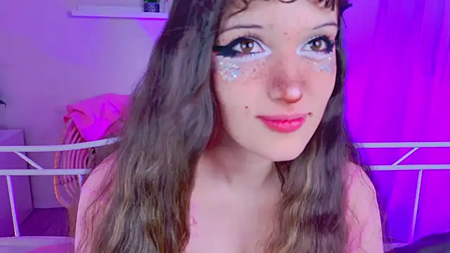 Snapshot of kamila_blush chatting on 01/09/26, 06:05 kamila blush online show from 01/09/26, 06:05