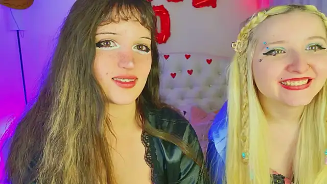 Snapshot of kamila_blush chatting on 02/28/26, 02:12 kamila blush online show from 02/28/26, 02:12