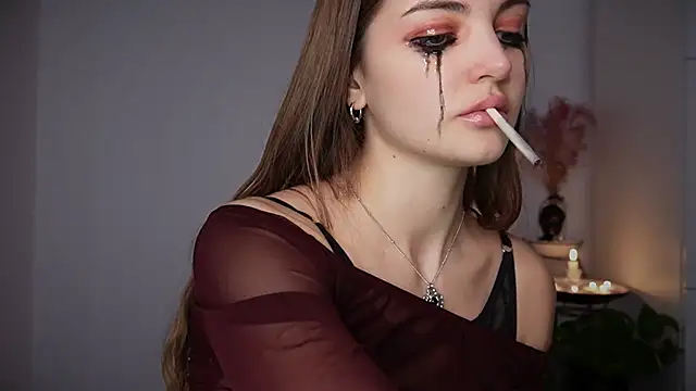 MayTease online show from 10/31/25, 08:43