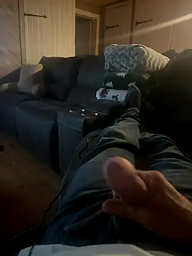 Snapshot of sharemyself chatting on 09/30/25, 01:21 sharemyself online show from 09/30/25, 01:21