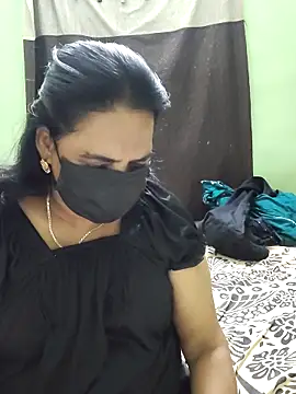 Snapshot of mallu-lover chatting on 09/11/25, 02:28 mallu-lover online show from 09/11/25, 02:28