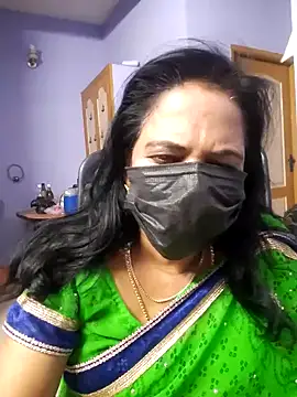 Snapshot of mallu-lover chatting on 09/13/25, 03:17 mallu-lover online show from 09/13/25, 03:17