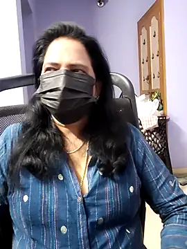 Snapshot of mallu-lover chatting on 09/15/25, 04:07 mallu-lover online show from 09/15/25, 04:07