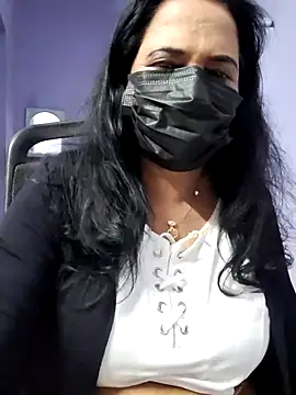 Snapshot of mallu-lover chatting on 10/14/25, 12:50 mallu-lover online show from 10/14/25, 12:50