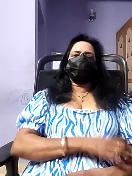 Snapshot of mallu-lover chatting on 10/16/25, 01:45 mallu-lover online show from 10/16/25, 01:45