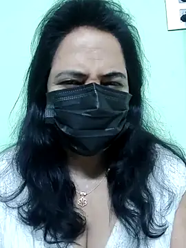 Snapshot of mallu-lover chatting on 10/23/25, 12:21 mallu-lover online show from 10/23/25, 12:21