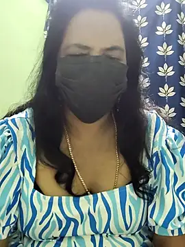 Snapshot of mallu-lover chatting on 10/24/25, 12:45 mallu-lover online show from 10/24/25, 12:45