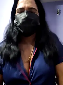 Snapshot of mallu-lover chatting on 10/29/25, 01:19 mallu-lover online show from 10/29/25, 01:19