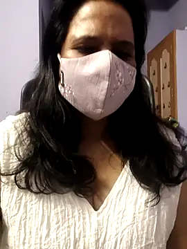 Snapshot of mallu-lover chatting on 11/19/25, 12:16 mallu-lover online show from 11/19/25, 12:16