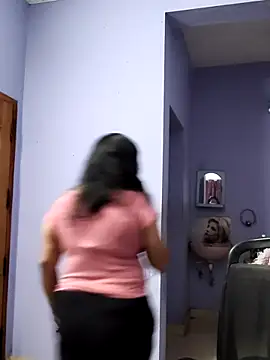 Snapshot of mallu-lover chatting on 11/30/25, 11:03 mallu-lover online show from 11/30/25, 11:03