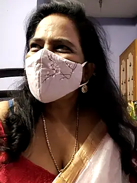 Snapshot of mallu-lover chatting on 12/02/25, 05:46 mallu-lover online show from 12/02/25, 05:46