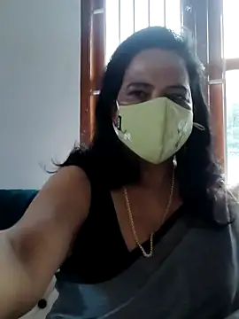 mallu-lover online show from 01/07/26, 02:03