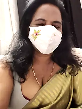 mallu-lover online show from 01/17/26, 03:17