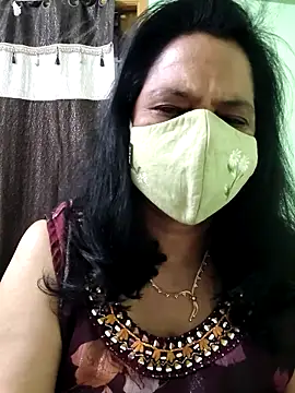 mallu-lover online show from 02/17/26, 02:30