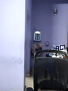 mallu-lover online show from 03/26/26, 03:34