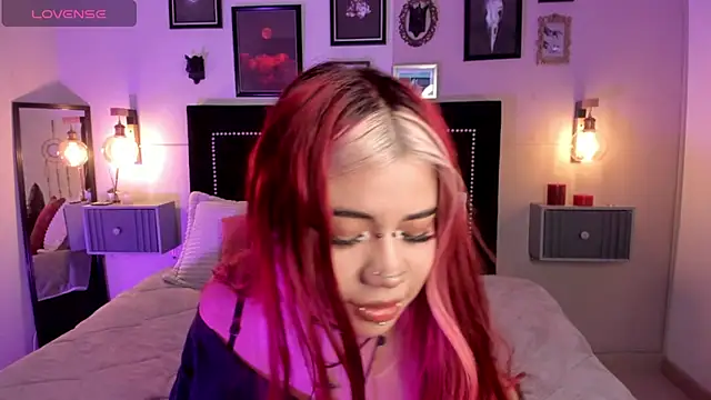 pinkk deemon online show from 04/05/26, 01:08