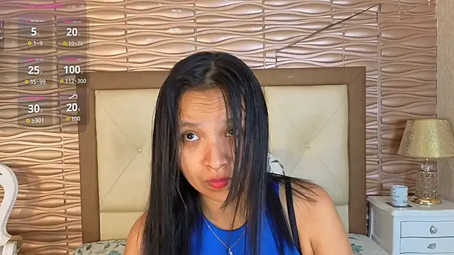 Snapshot of Miladiosa chatting on 06/13/26, 12:03 Miladiosa online show from 06/13/26, 12:03