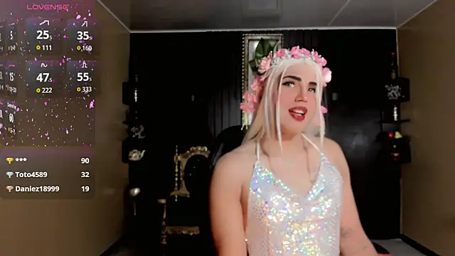 Snapshot of Kimberly_Vazquez chatting on 10/11/25, 03:06 Kimberly Vazquez online show from 10/11/25, 03:06