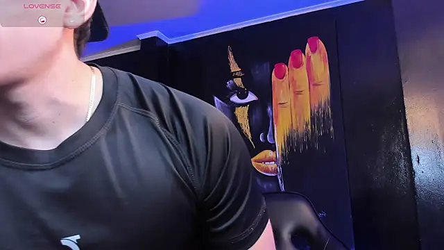 Snapshot of Eryonbradley chatting on 09/11/25, 12:44 Eryonbradley online show from 09/11/25, 12:44