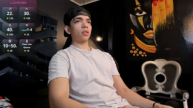 Snapshot of Eryonbradley chatting on 10/20/25, 11:21 Eryonbradley online show from 10/20/25, 11:21