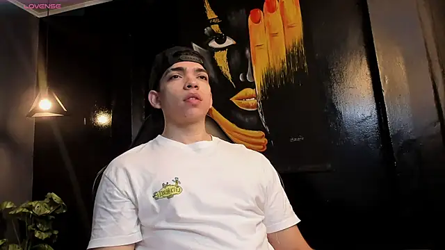 Snapshot of Eryonbradley chatting on 11/03/25, 11:22 Eryonbradley online show from 11/03/25, 11:22