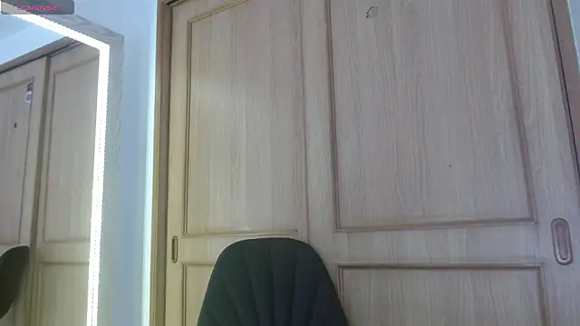 Ayleen m online show from 09/10/25, 04:40