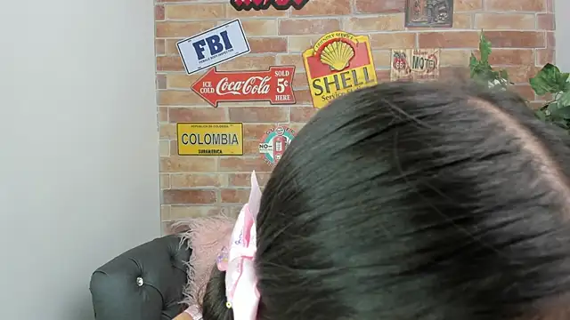 Snapshot of misss_luxury chatting on 11/14/25, 11:09 misss luxury online show from 11/14/25, 11:09