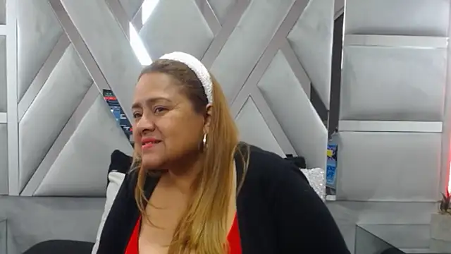 MonzerratBoyer online show from 11/29/25, 08:01