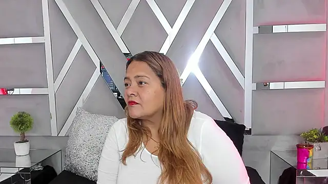 MonzerratBoyer online show from 03/12/26, 07:09