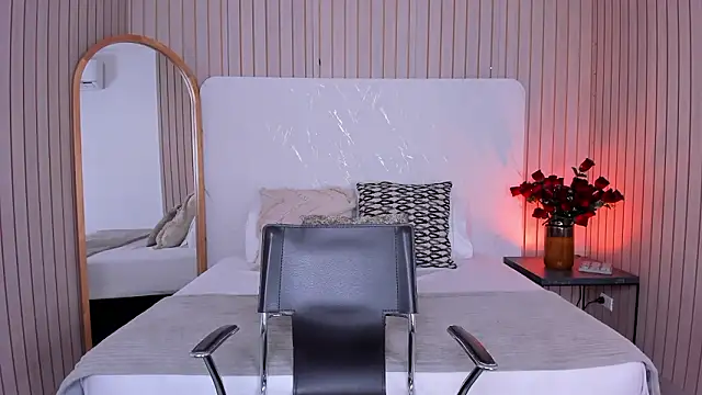 EmelyParker online show from 02/24/26, 01:36