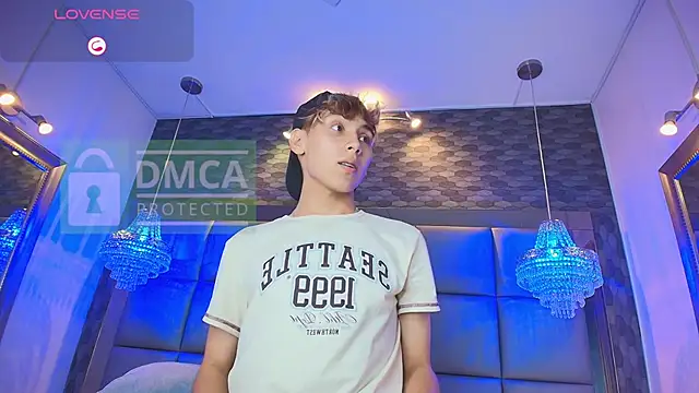 Twinkie Hung online show from 09/11/25, 09:26