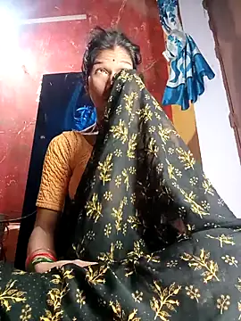 Snapshot of Sonam_pandeyji chatting on 09/11/25, 10:10 Sonam pandeyji online show from 09/11/25, 10:10