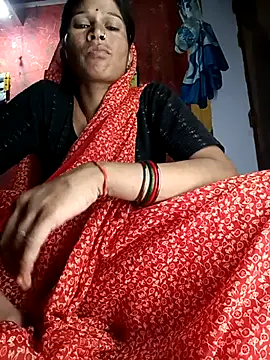 Snapshot of Sonam_pandeyji chatting on 10/15/25, 03:23 Sonam pandeyji online show from 10/15/25, 03:23