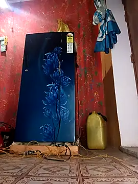 Snapshot of Sonam_pandeyji chatting on 10/18/25, 08:59 Sonam pandeyji online show from 10/18/25, 08:59