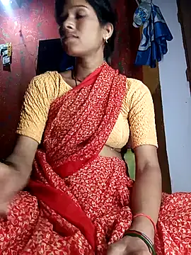 Snapshot of Sonam_pandeyji chatting on 10/19/25, 03:45 Sonam pandeyji online show from 10/19/25, 03:45