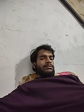 yashuuuu021 online show from 10/23/25, 01:54