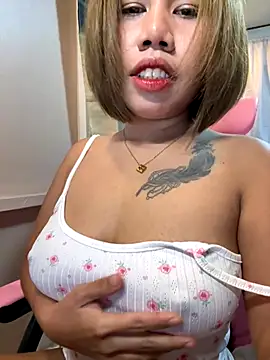 Kath C online show from 10/26/25, 10:43