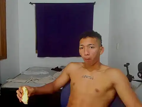 JuanchiT66 online show from 10/17/25, 05:59