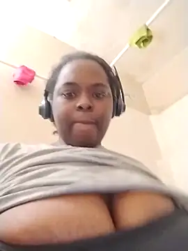 Snapshot of MsDomination90@xh chatting on 12/16/25, 09:36 MsDomination90xh online show from 12/16/25, 09:36