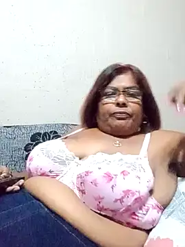 Snapshot of mileesha chatting on 09/12/25, 06:52 mileesha online show from 09/12/25, 06:52