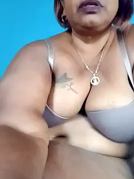 Snapshot of mileesha chatting on 10/09/25, 08:12 mileesha online show from 10/09/25, 08:12